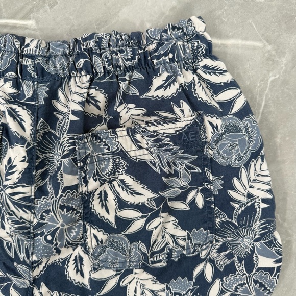 Women’s American Eagle Vacay Floral Patterned Drawstring Shorts Small - Picture 11 of 16
